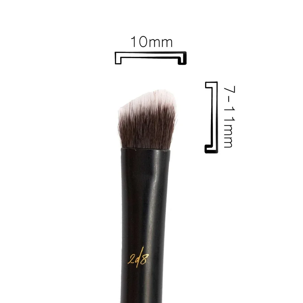 Siara Martin Beauty 2d8 Small Angled Fluff Eyeshadow Blending Brush Synthetic